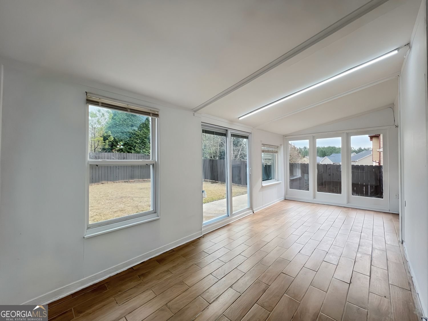 2565 Arnold Mill Road Lawrenceville - 46