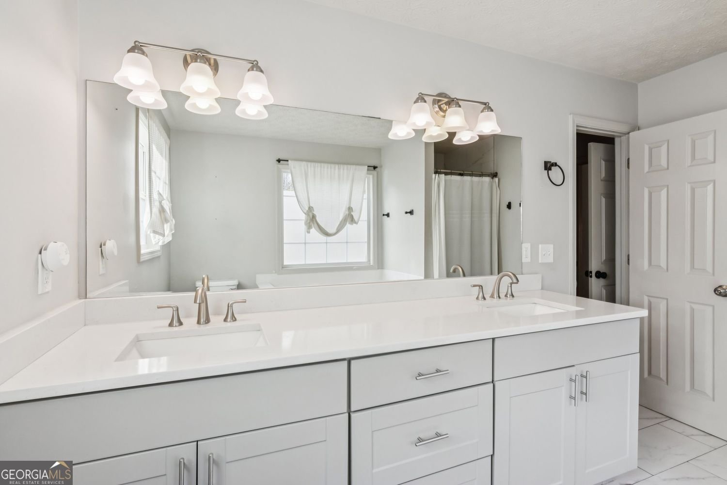 5595 Vaughn Road Woodstock - 21