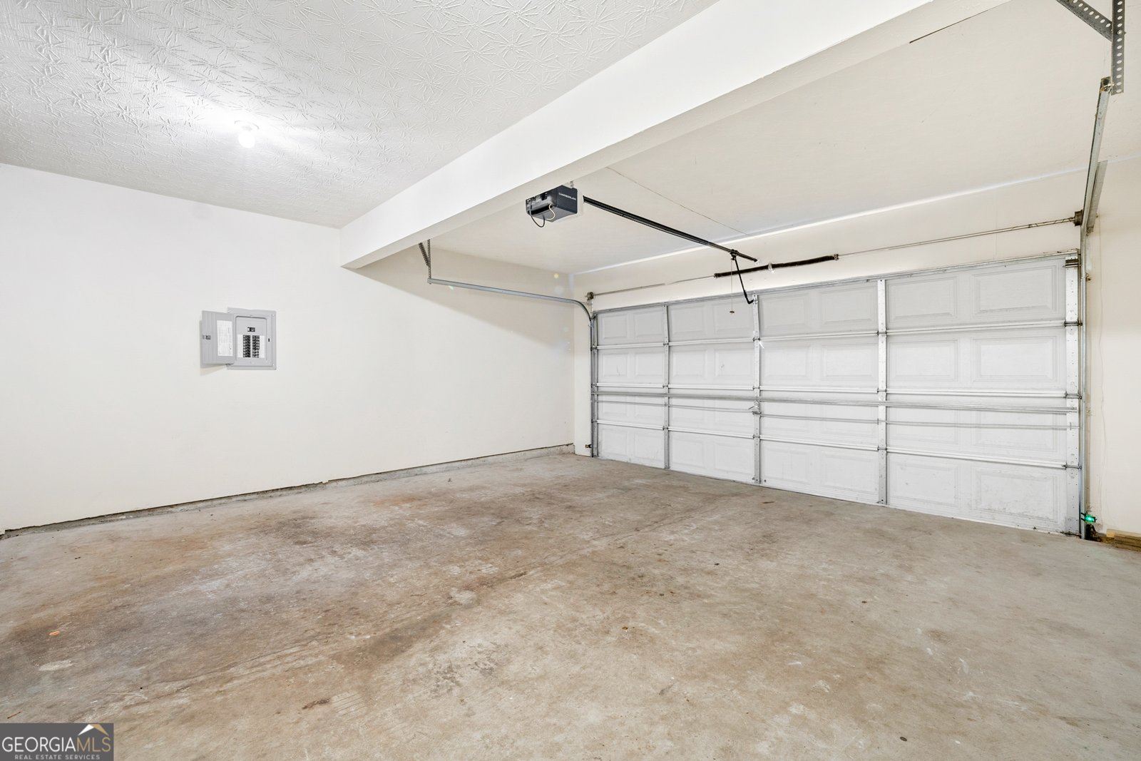 2951 Two Lake Circle Atlanta - 29