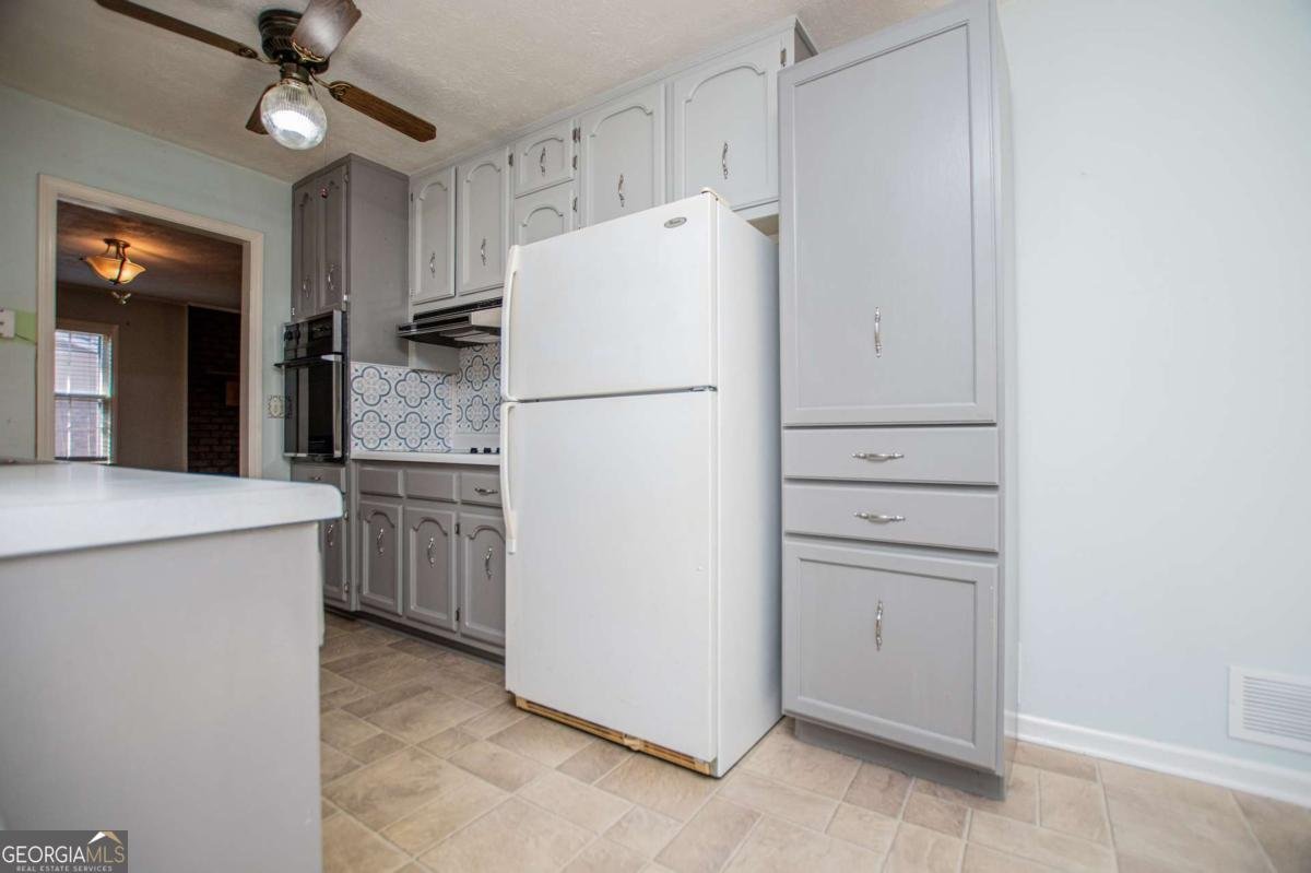 5781 Macedin Drive Douglasville - 23