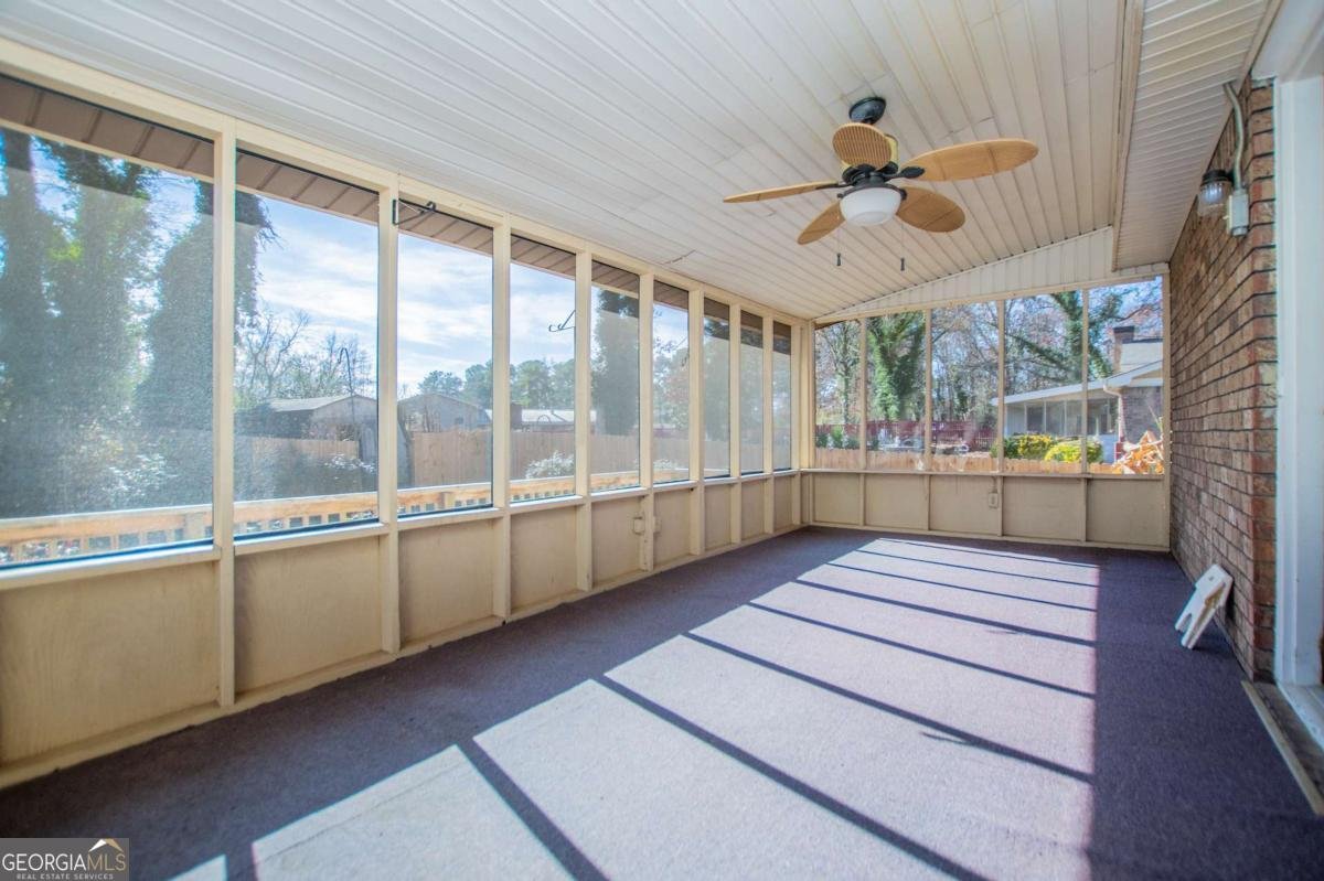 5781 Macedin Drive Douglasville - 53