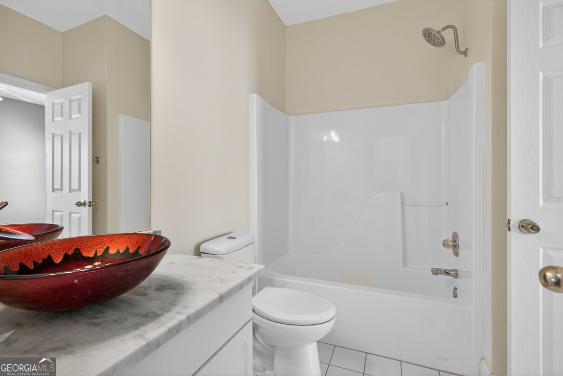 261 Graymist Path Loganville - 30