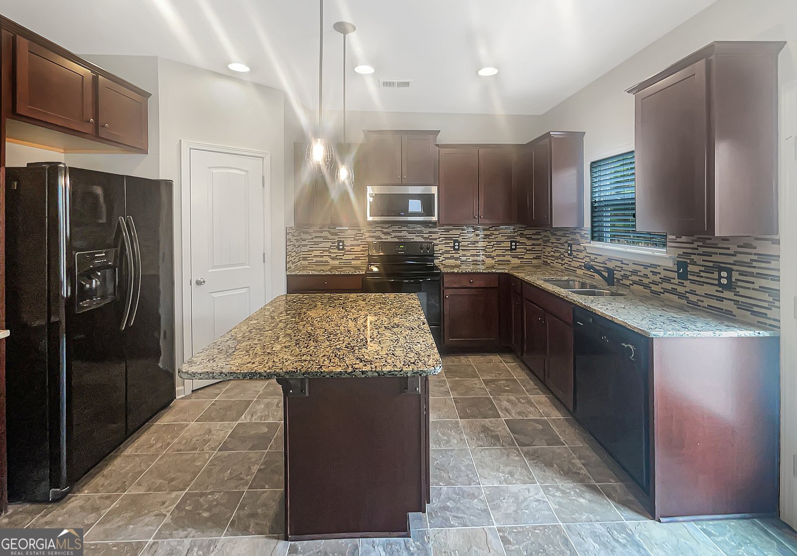 216 Renford Road Ball Ground - 2