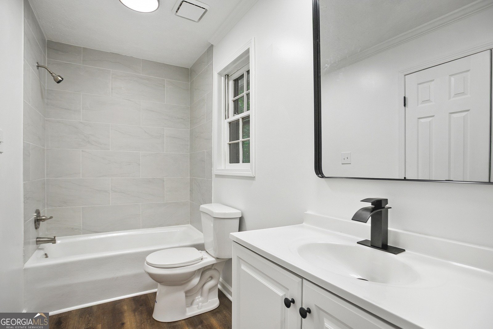 6032 Lakeshore Drive Mableton - 11