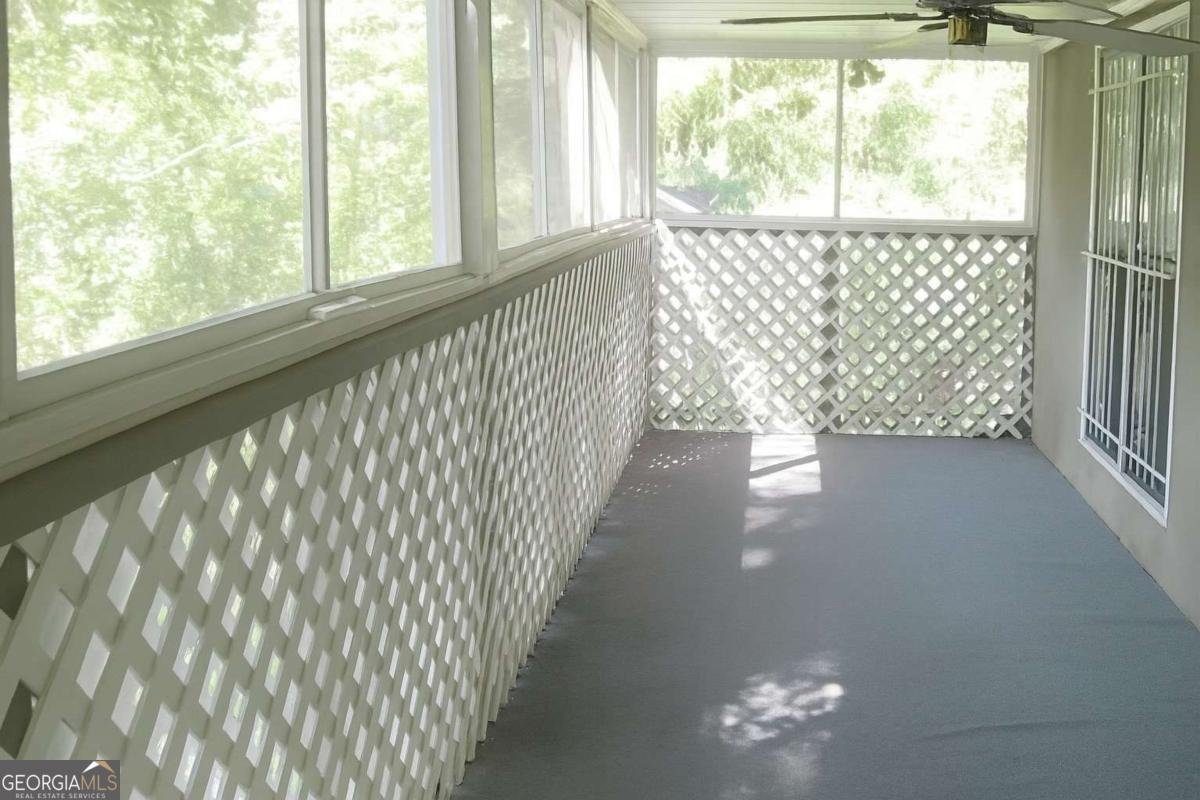 2332 Saint James Drive Atlanta - 2