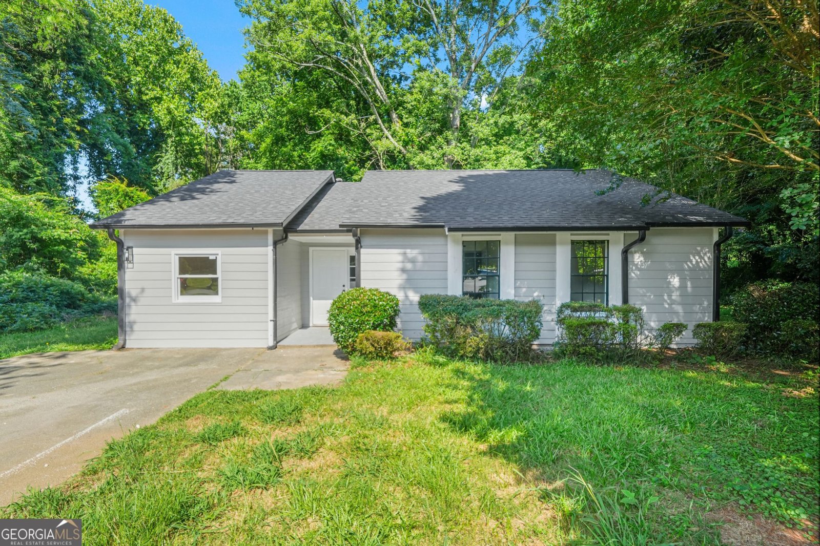 3909 Creek Court Stone Mountain - 3