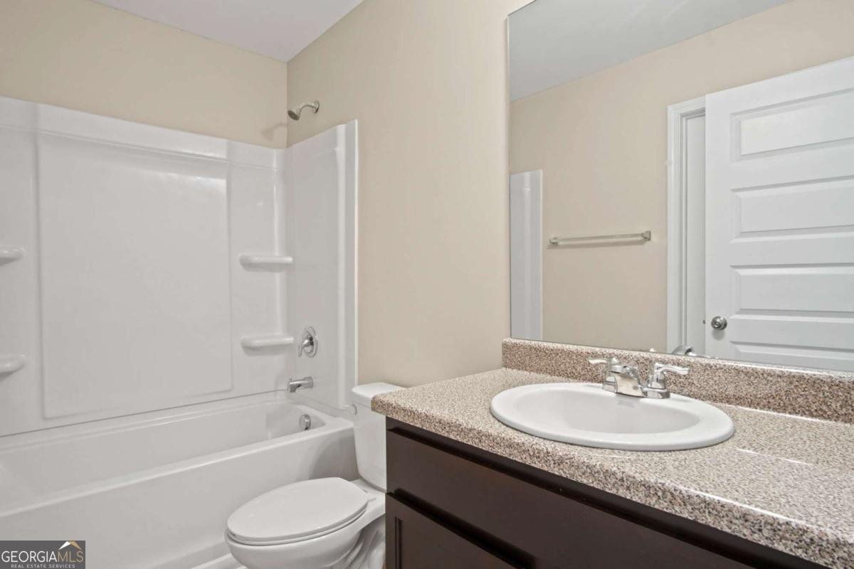 85 Mary Jane Lane Covington - 38