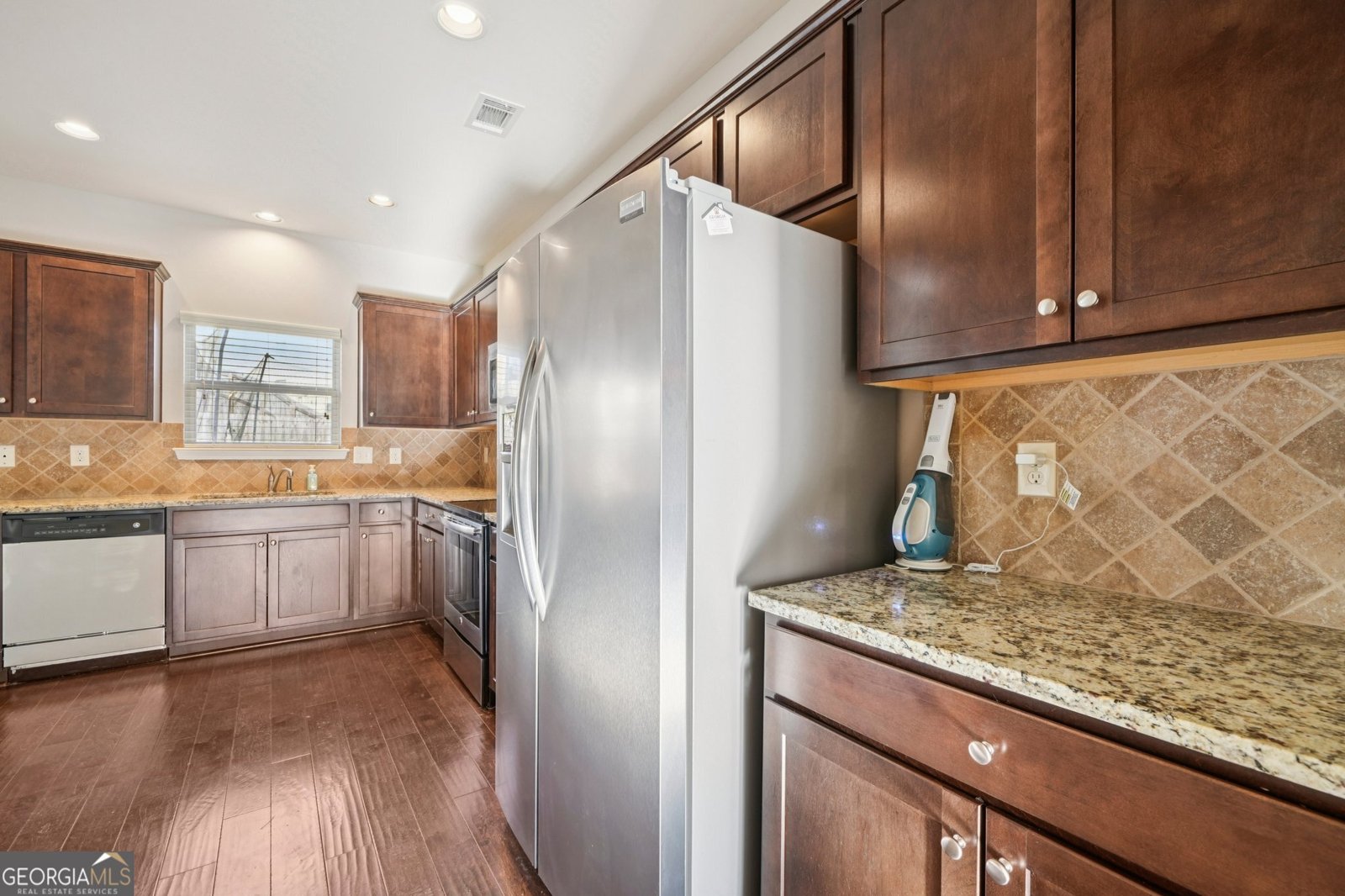 765 Donington Circle Lawrenceville - 11