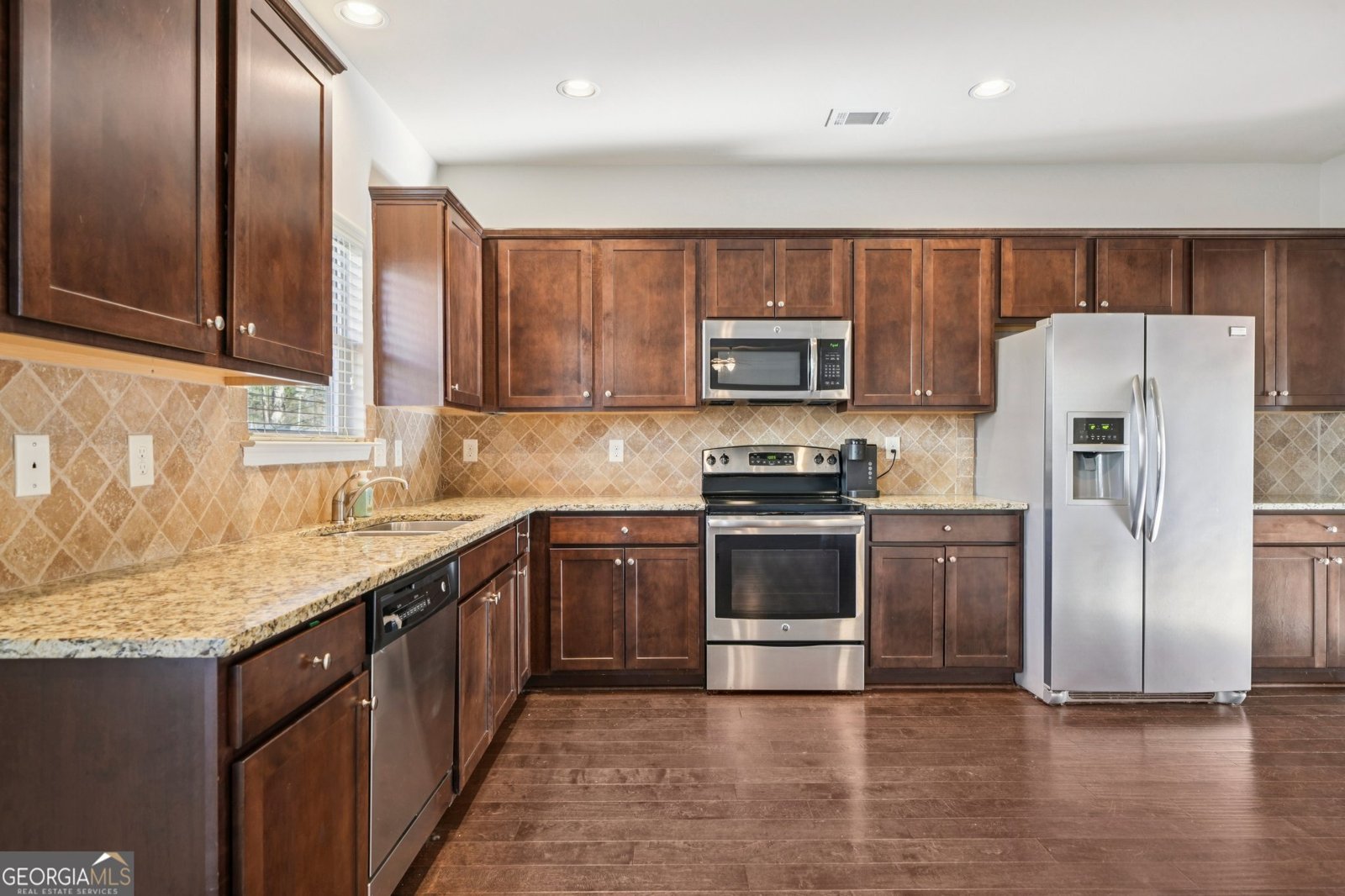 765 Donington Circle Lawrenceville - 13