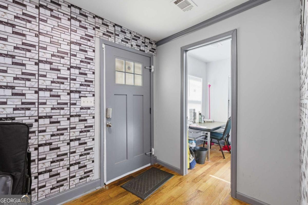 1033 Palmetto Ave Atlanta - 3