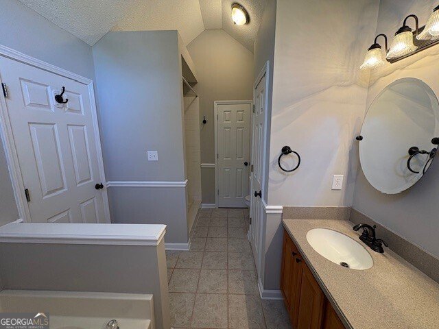 39 English Court Byron - 14