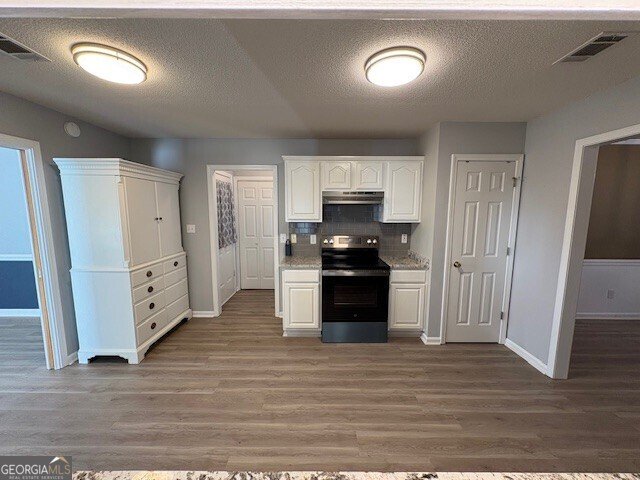 39 English Court Byron - 2