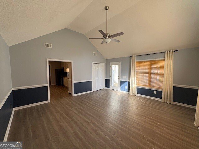 39 English Court Byron - 4