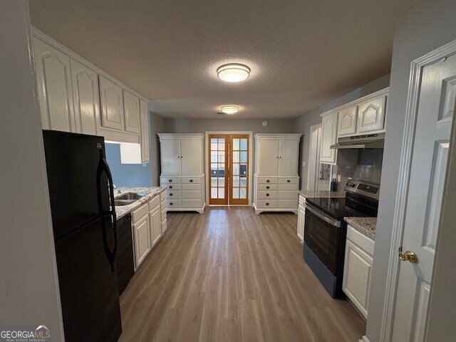 39 English Court Byron - 6