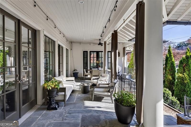 201 Dovecrest Drive Atlanta - 18