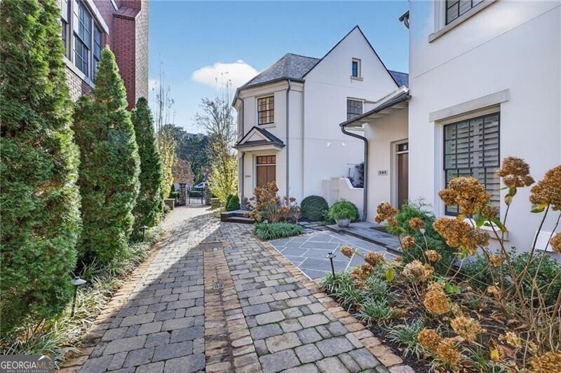 201 Dovecrest Drive Atlanta - 56