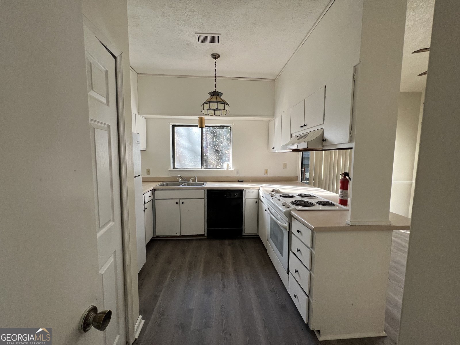 7560 Taylor Road Riverdale - 7