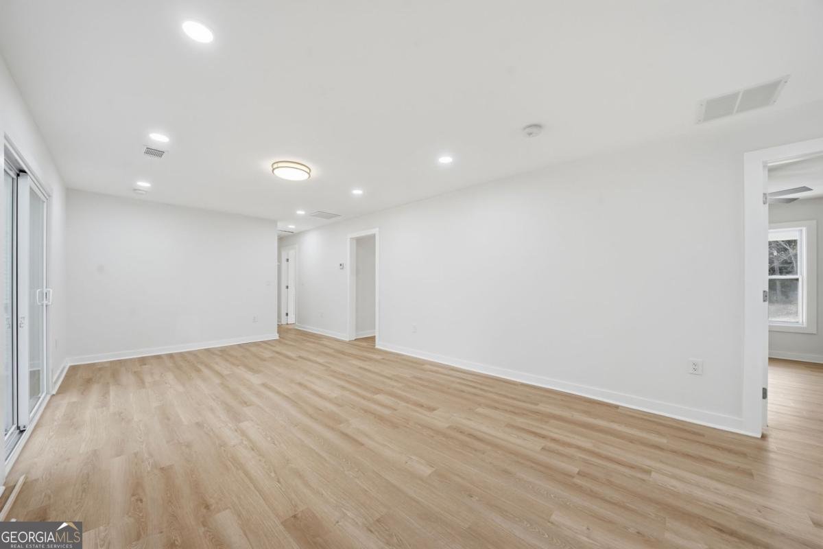 1136 Powell Court Atlanta - 3