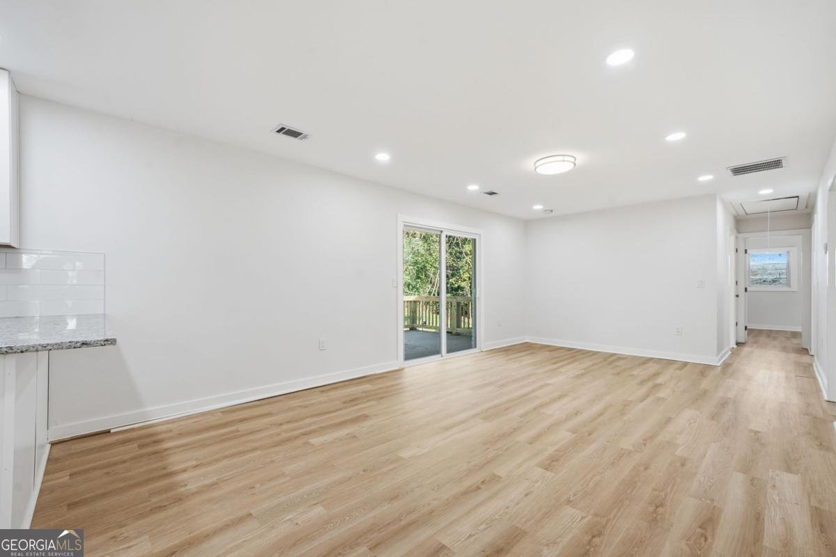 1136 Powell Court Atlanta - 4