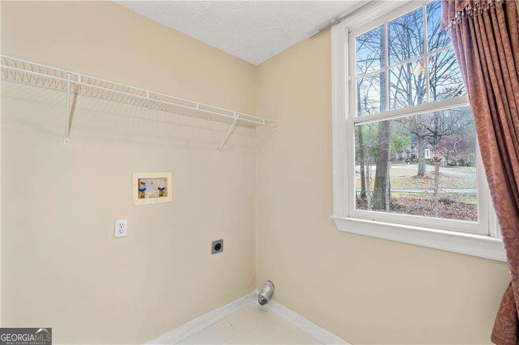 1811 Lake Cove Drive Atlanta - 12