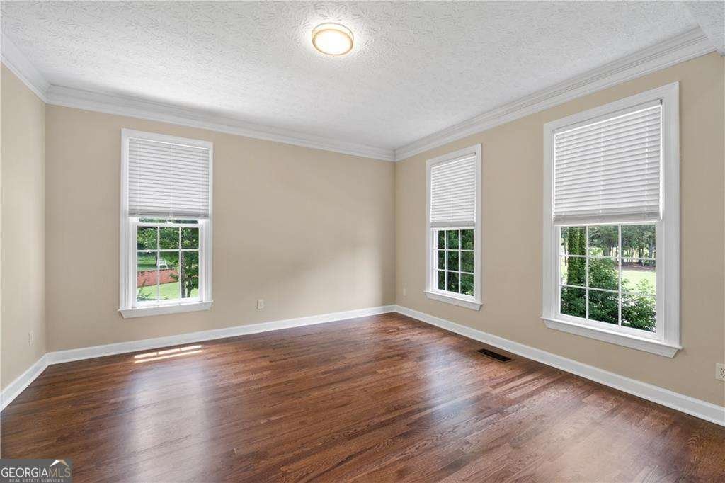 1811 Lake Cove Drive Atlanta - 6