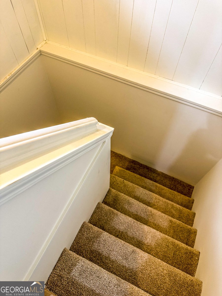 6485 Carolyn Court Rex - 10