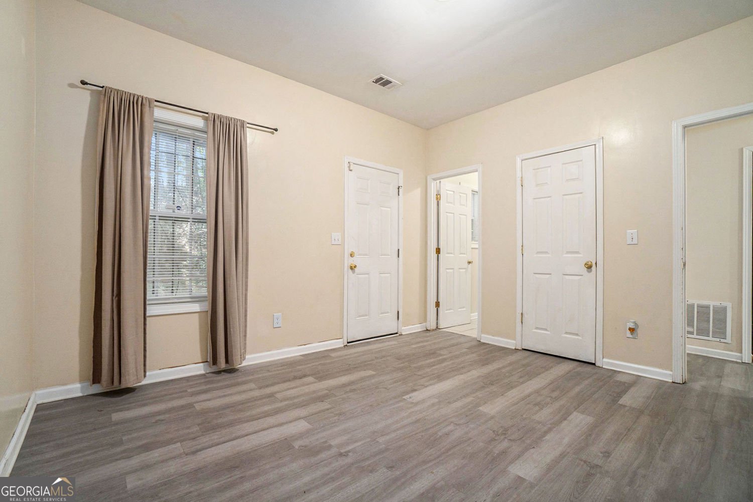 734 Celeste Lane Atlanta - 4