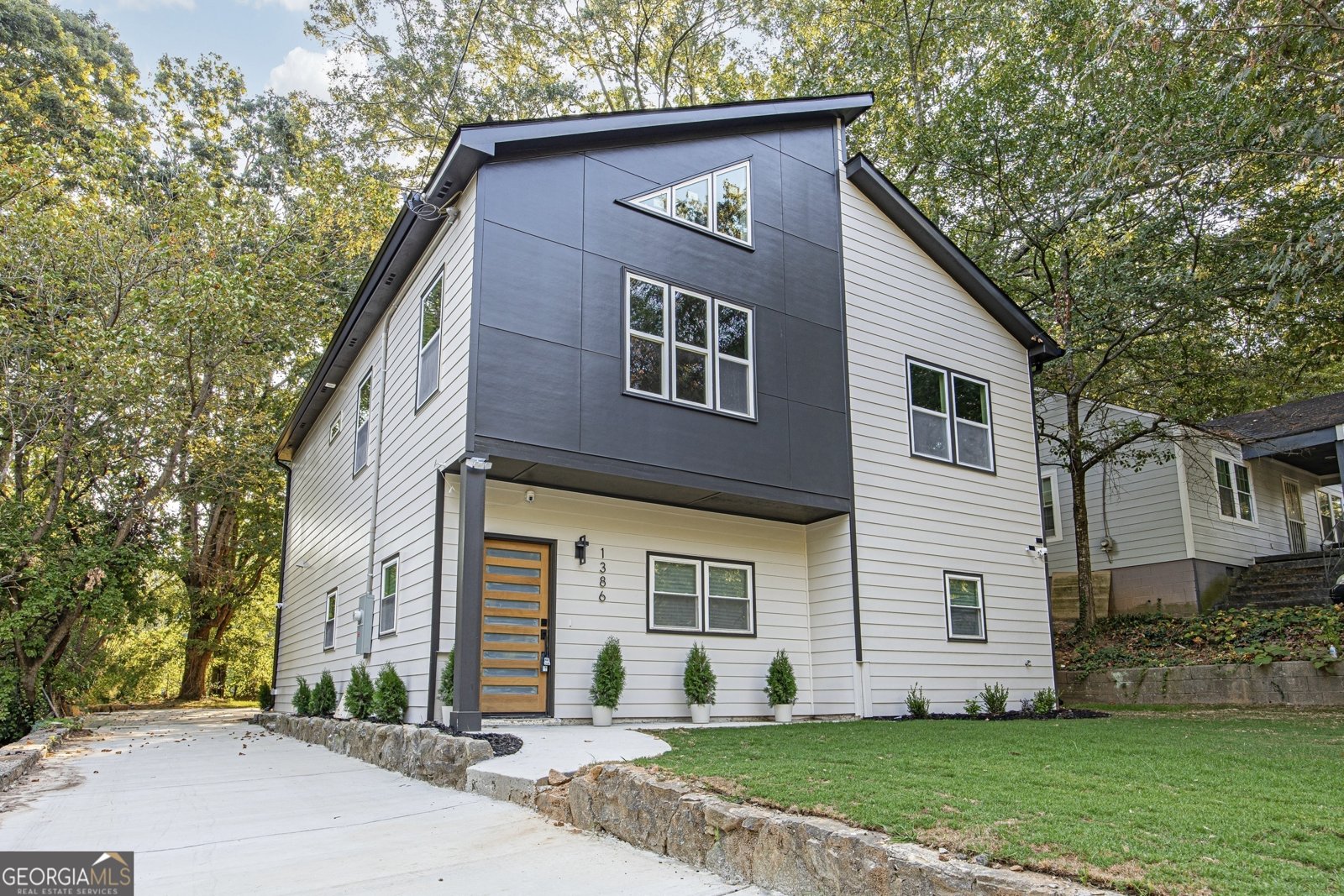 1386 Elizabeth Avenue Atlanta - 2