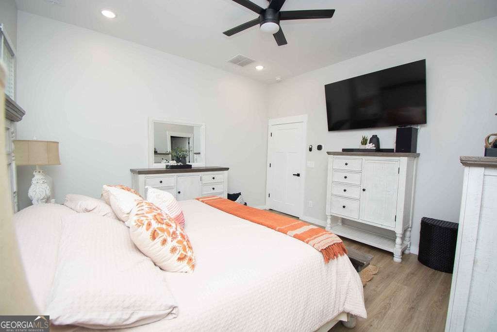 4042 Brock Drive Oakwood - 19