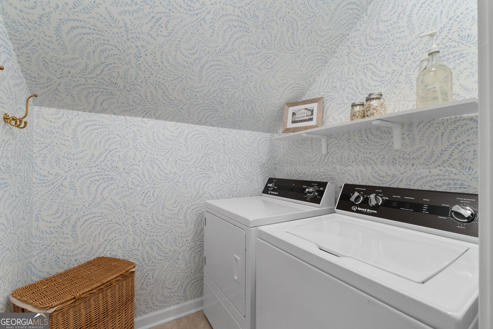 310 Glen Hampton Place Alpharetta - 28