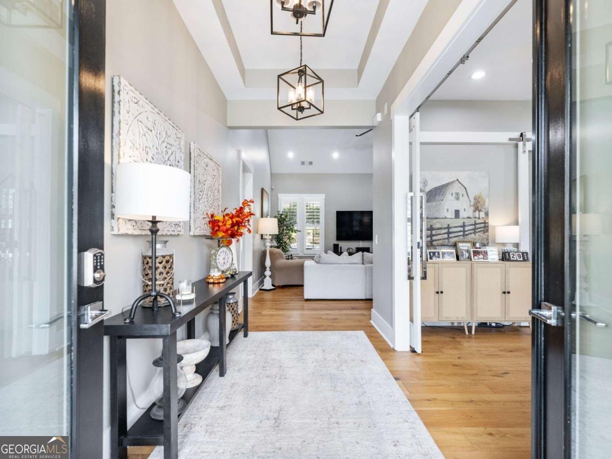 5634 Autumn Flame Drive Braselton - 1