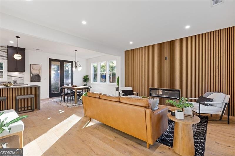 1346 BERNARD Atlanta - 5