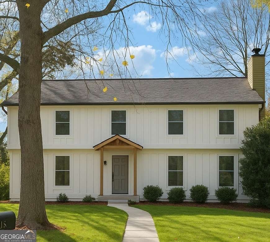 150 POND Court Roswell - 1