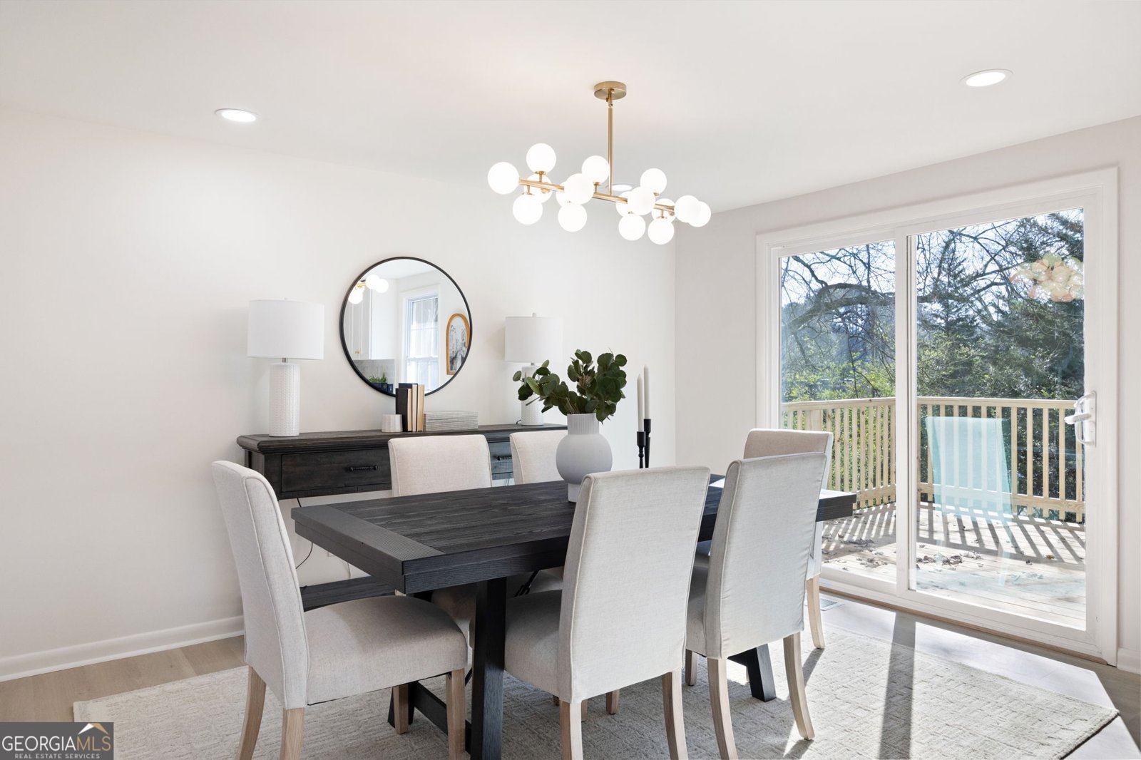 150 POND Court Roswell - 20