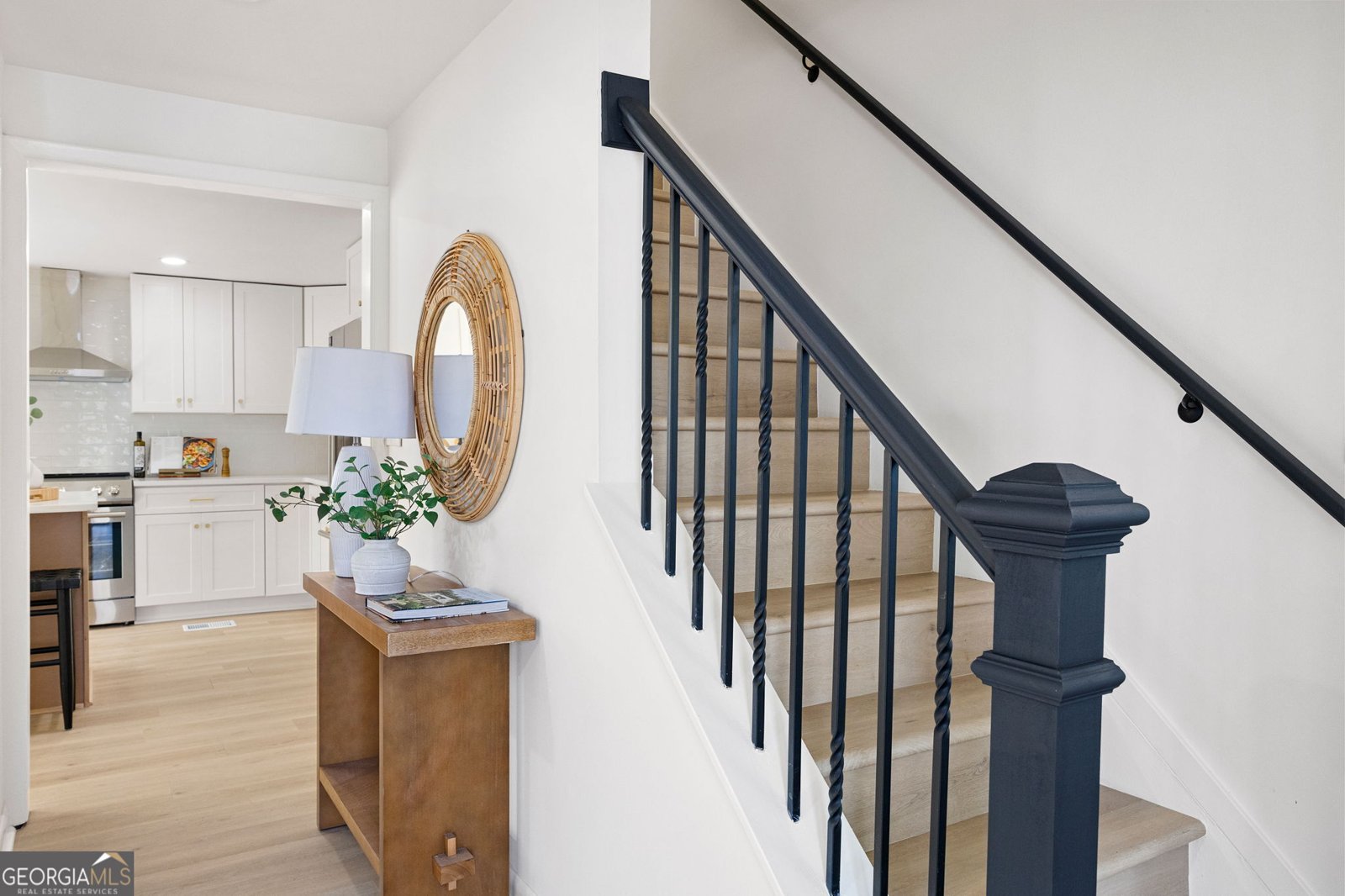 150 POND Court Roswell - 24