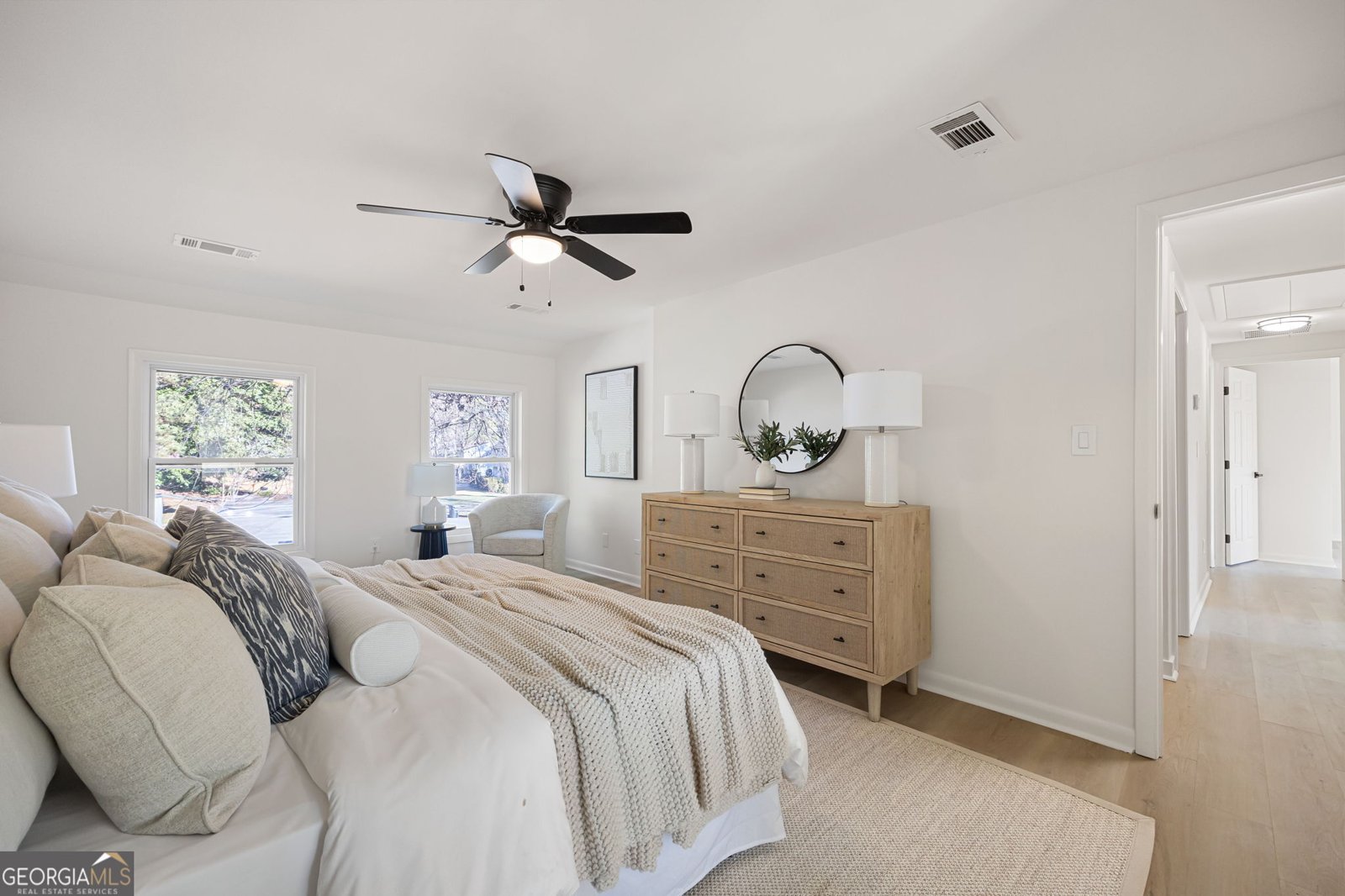 150 POND Court Roswell - 26