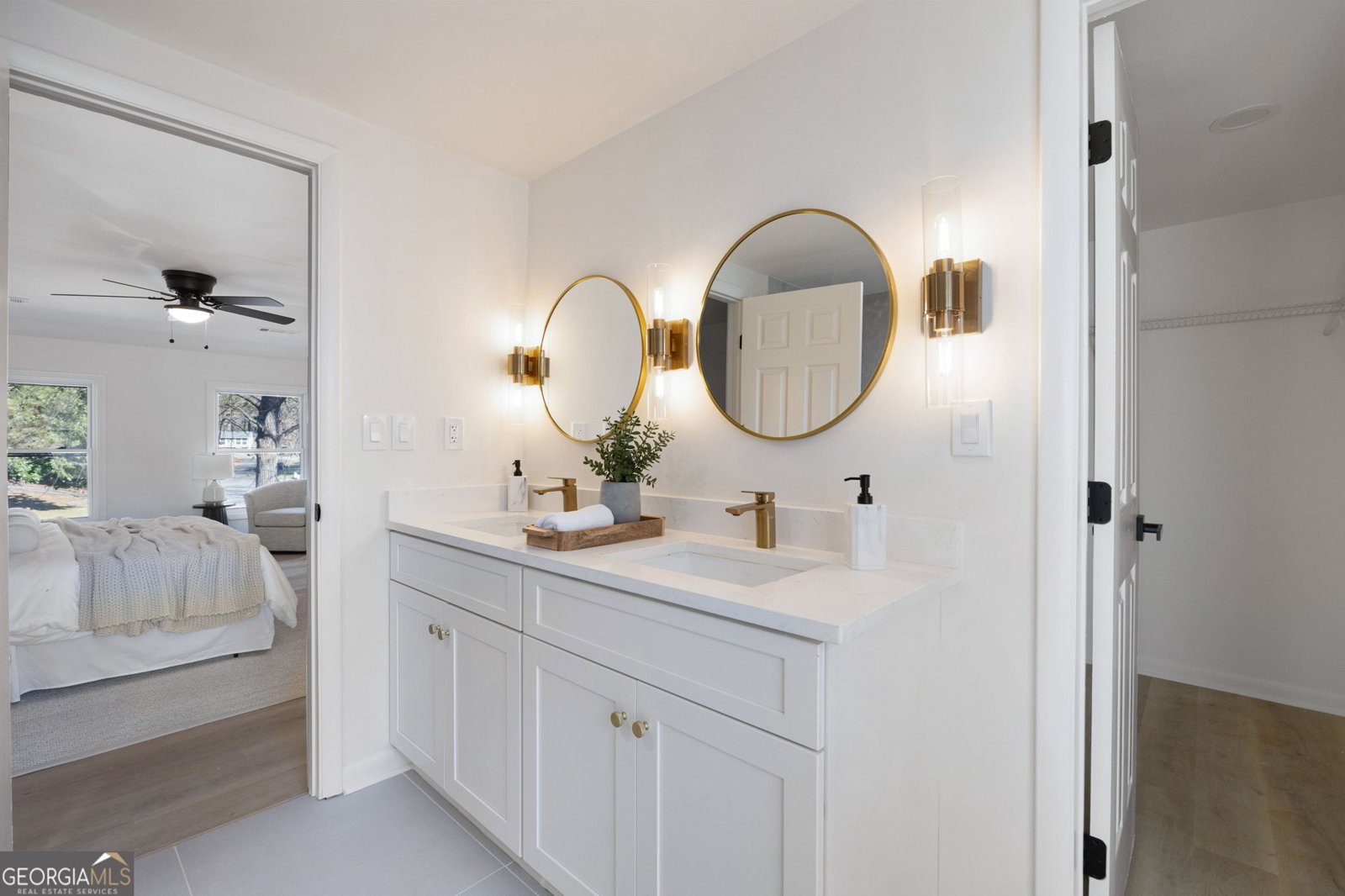 150 POND Court Roswell - 29