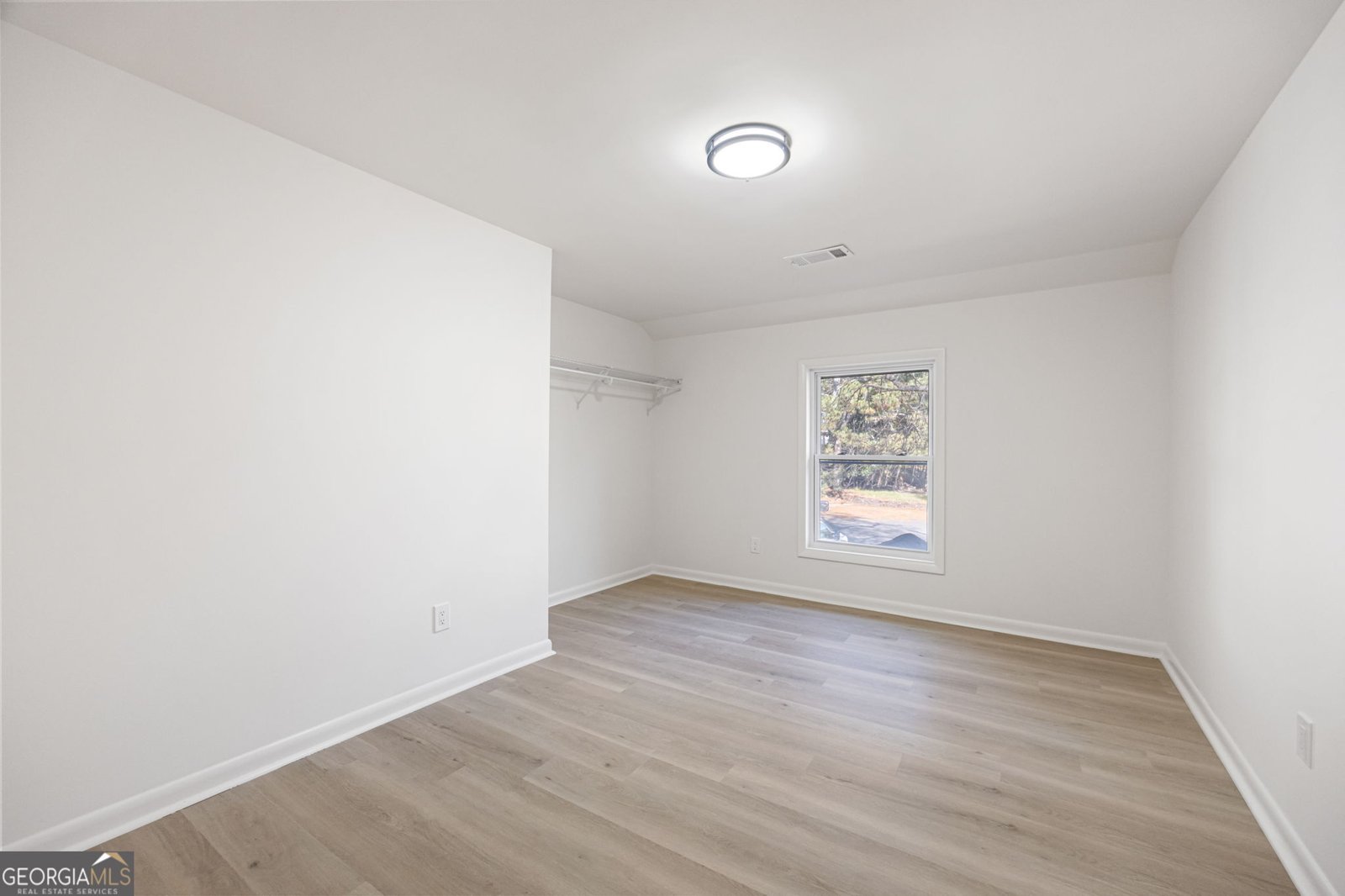 150 POND Court Roswell - 38