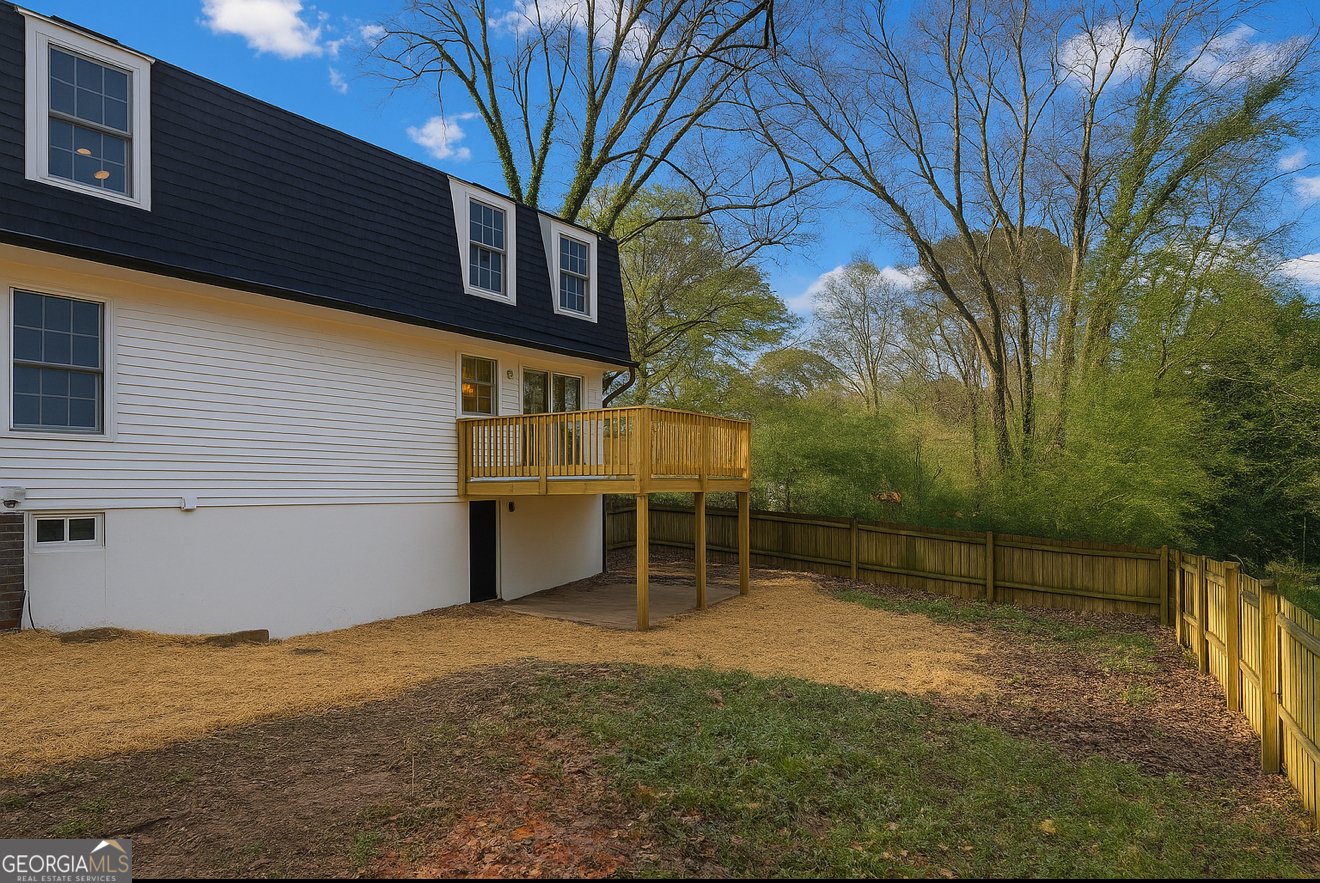 150 POND Court Roswell - 46