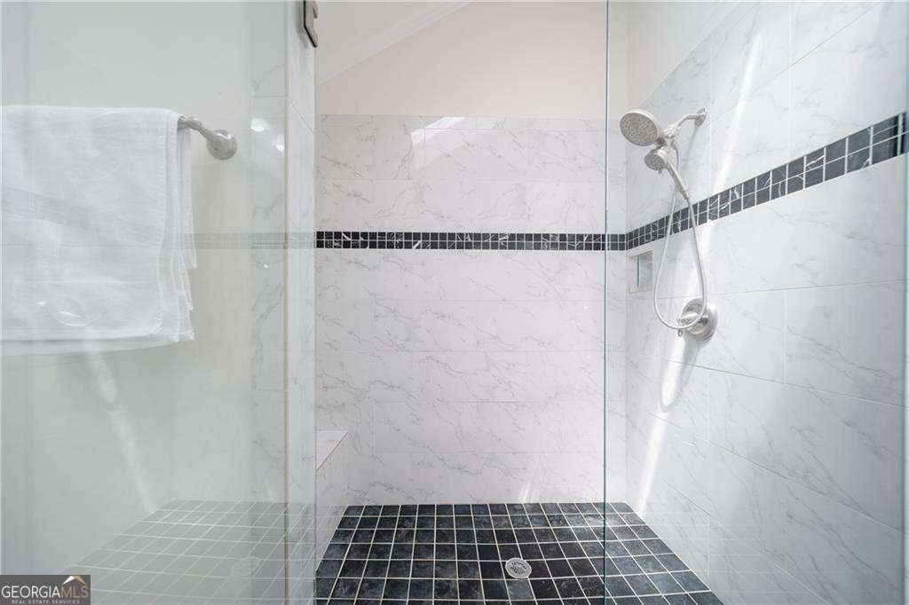 2835 Shurburne Drive Alpharetta - 28