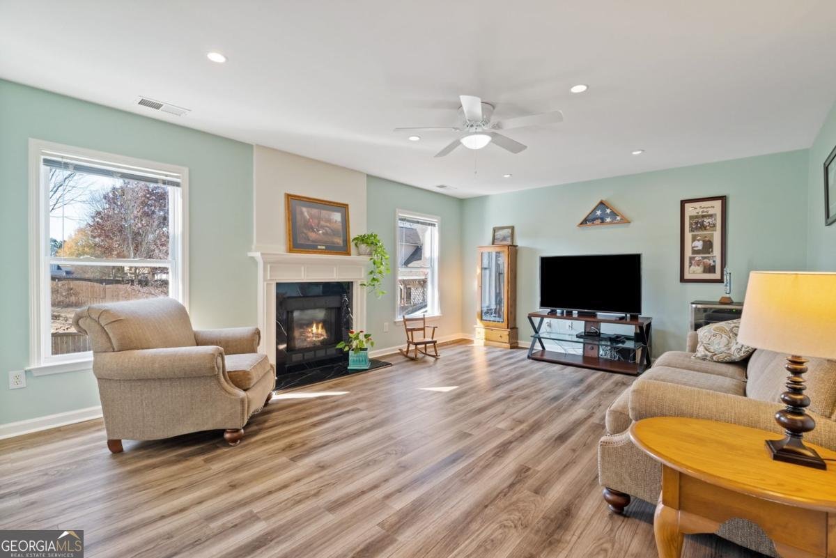 232 Springs Crossing Canton - 32