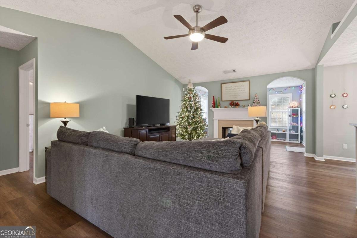 1106 Sutherland Drive Winder - 7