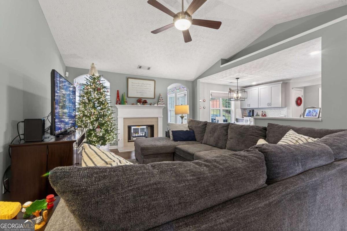 1106 Sutherland Drive Winder - 8