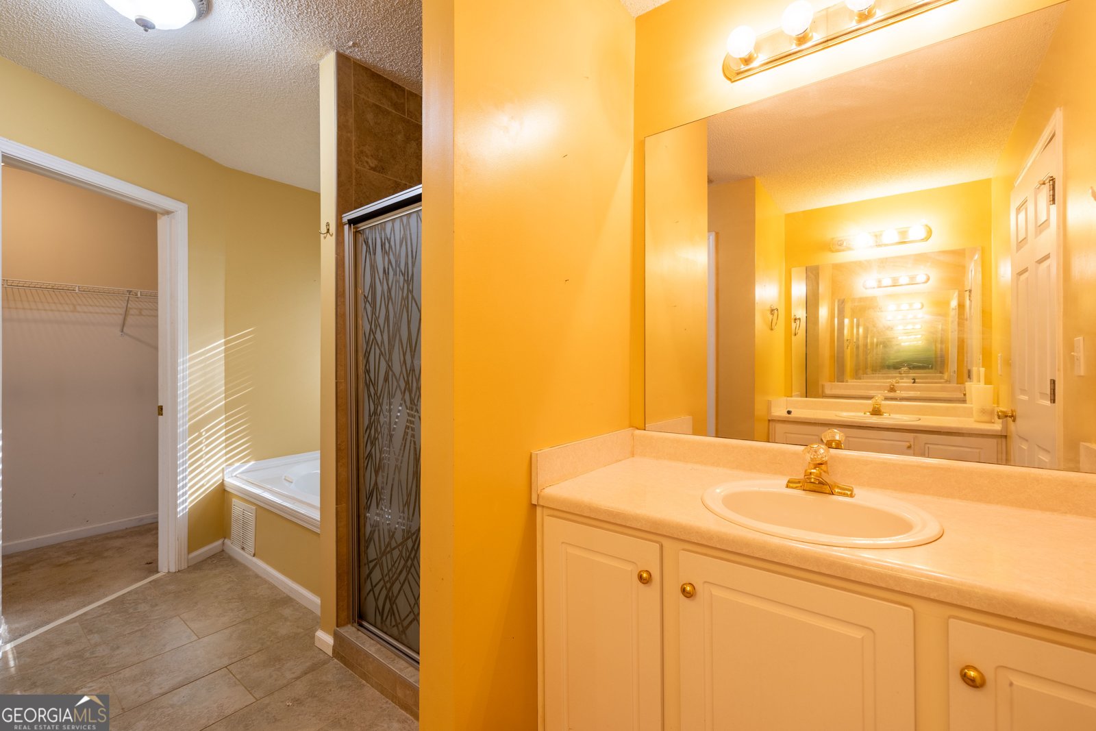 104 Silvergrass Drive Dallas - 15