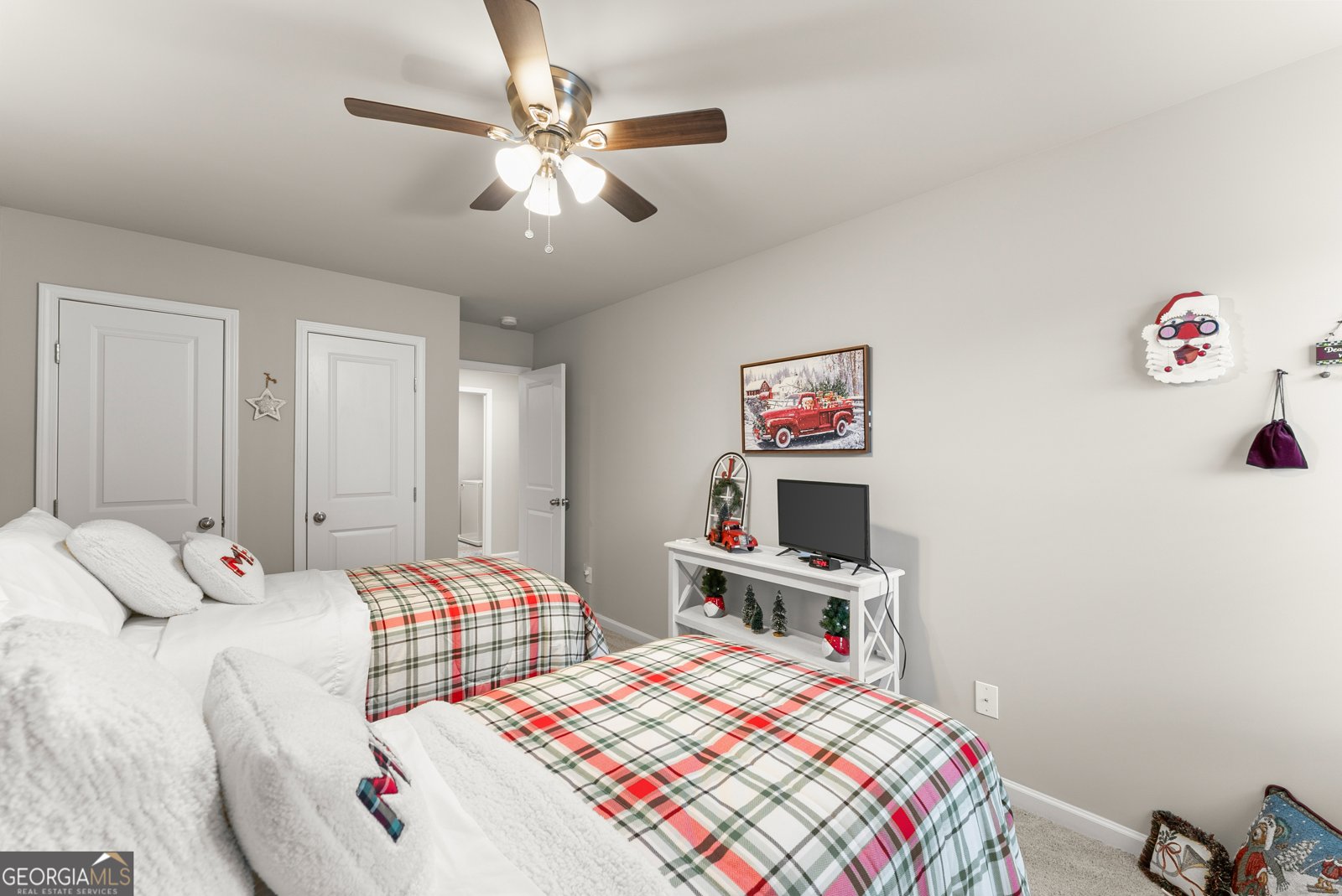 5124 FOX DEN Road Oakwood - 25