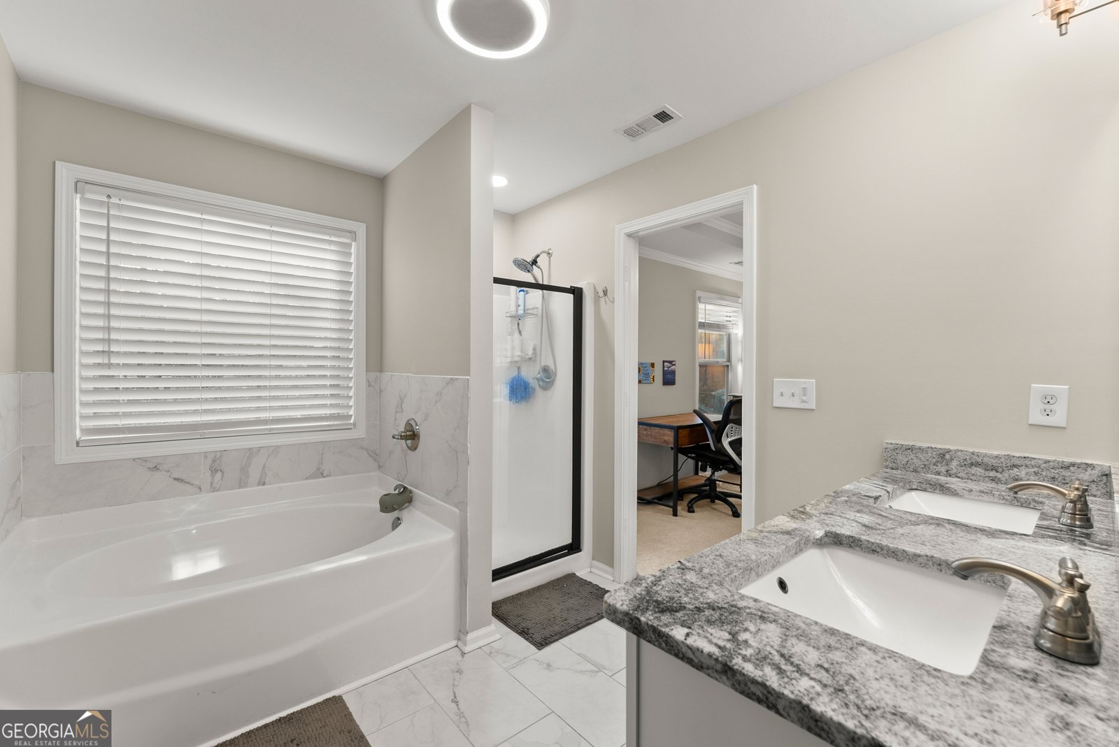 5339 TIMBER HILLS Drive Oakwood - 18