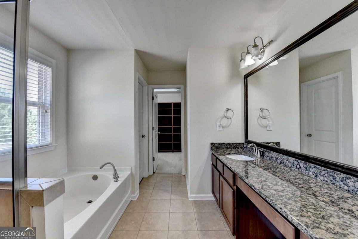 3945 MEDLEY Way Cumming - 26