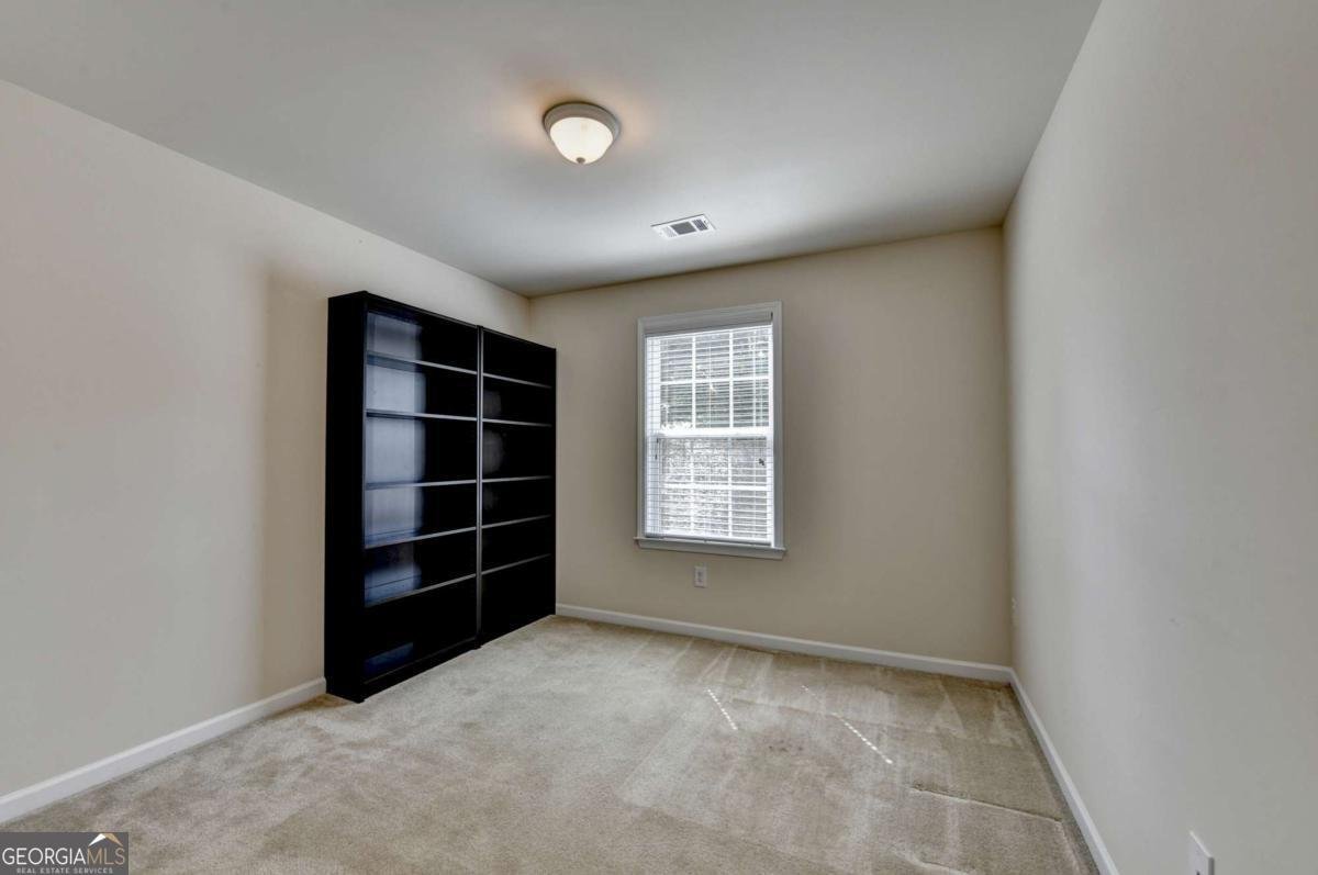 3945 MEDLEY Way Cumming - 34