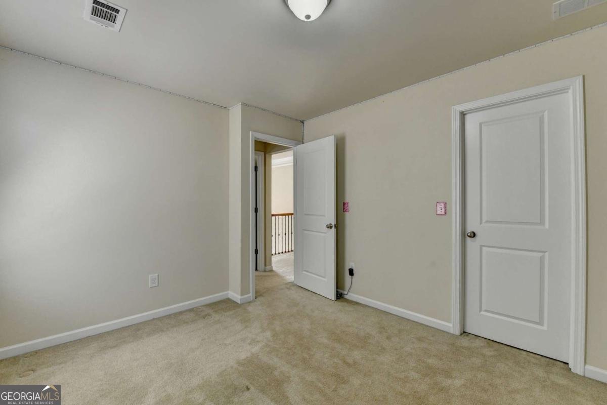 3945 MEDLEY Way Cumming - 39