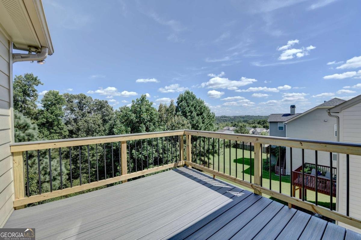 3945 MEDLEY Way Cumming - 40